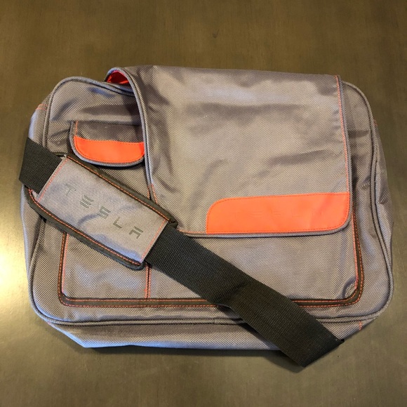 Tesla Other - TESLA Messenger Laptop Bag